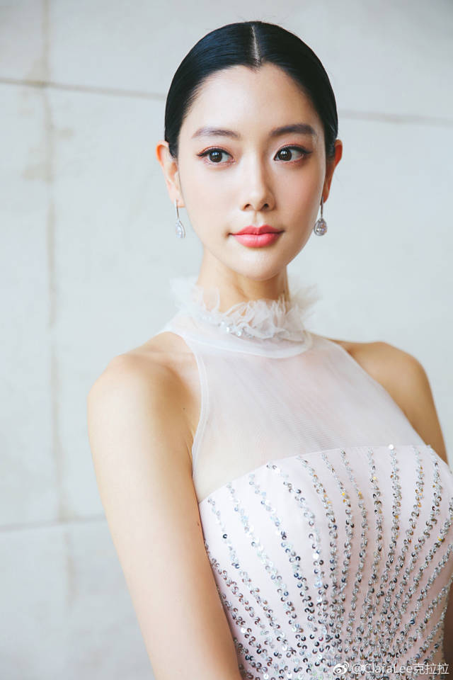 韩美女主播热午 秀场